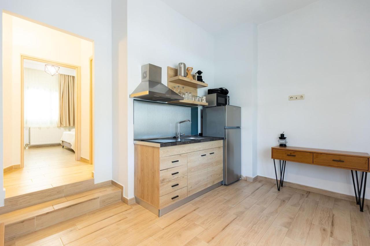 Casa Luxury Suites Paliouri Exteriör bild