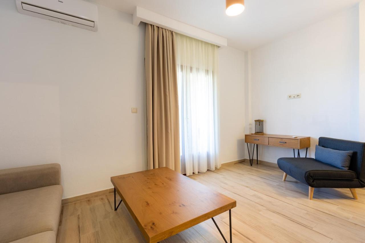 Casa Luxury Suites Paliouri Exteriör bild